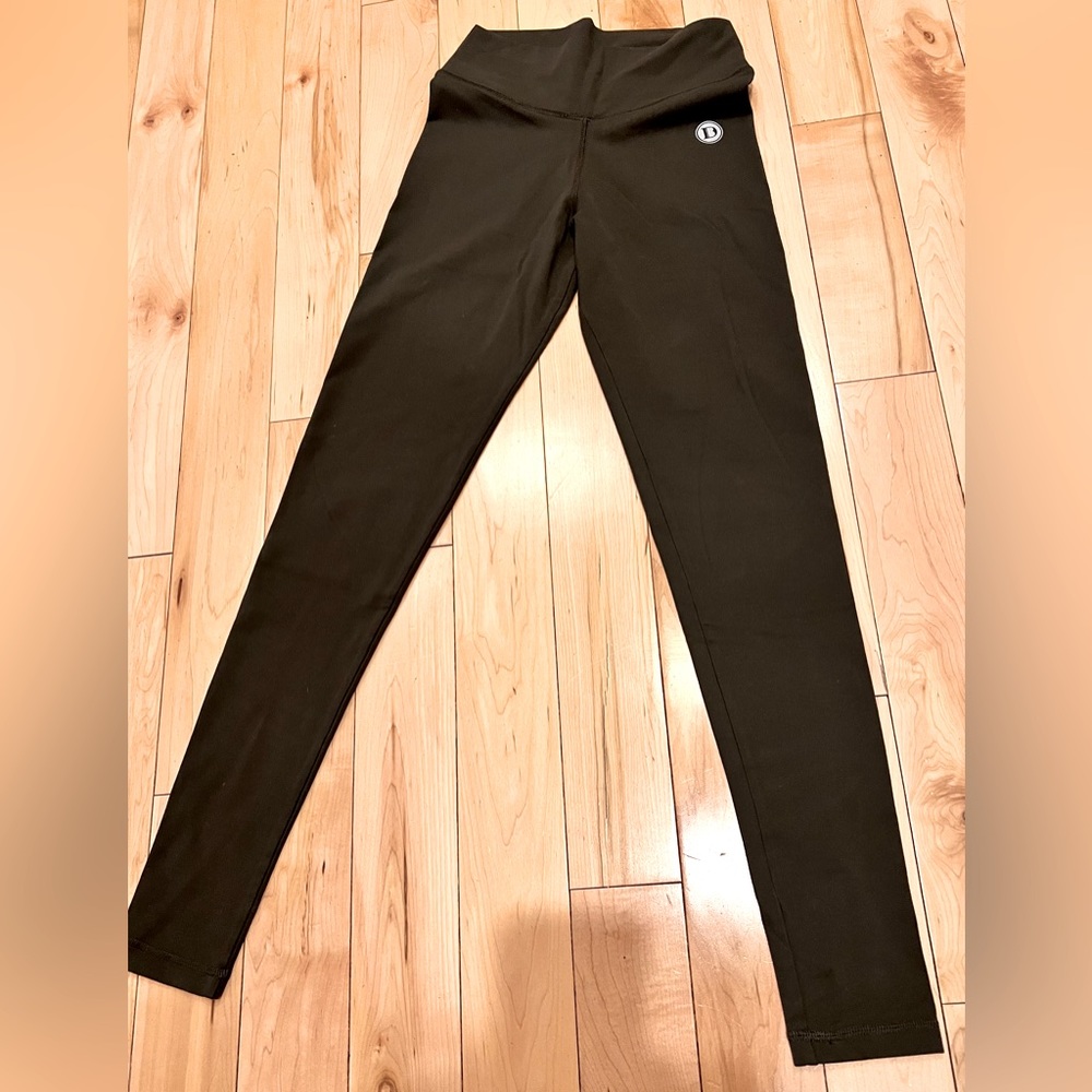 DTina’s high waist scrunch leggings